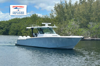 BOATZON | Bertram 39CC 2024