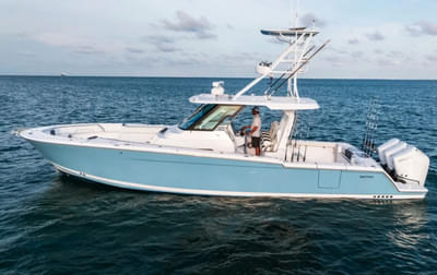 BOATZON | Bertram 39CC 2026
