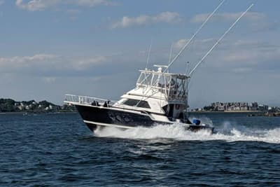 BOATZON | Bertram 43 Convertible 1995