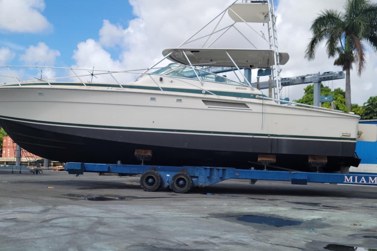 1995 Bertram 46 Moppie - Sold Boat