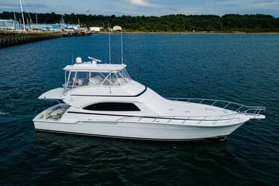 BOATZON | Bertram 570 2008