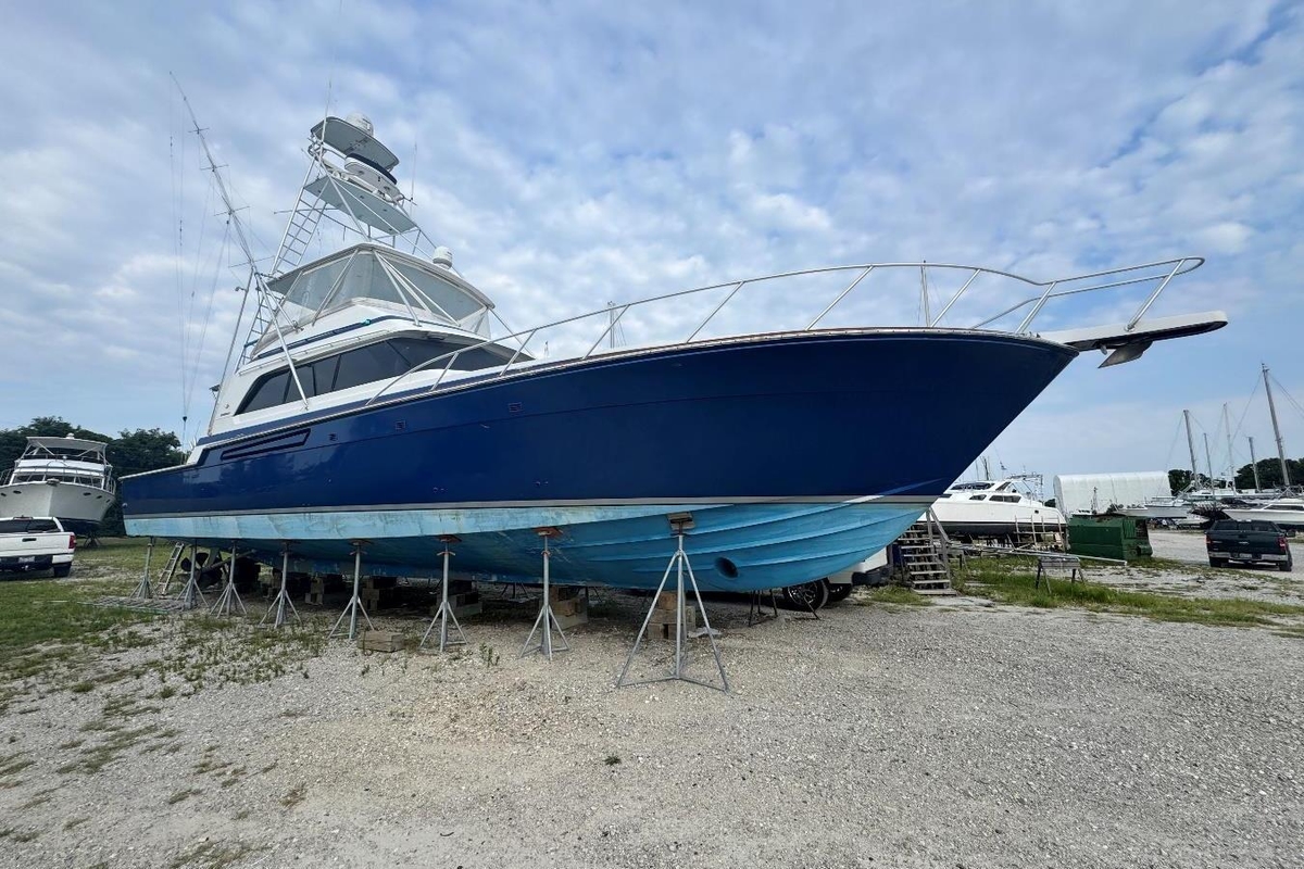 1994 Bertram 60 Convertible - Sold Boat