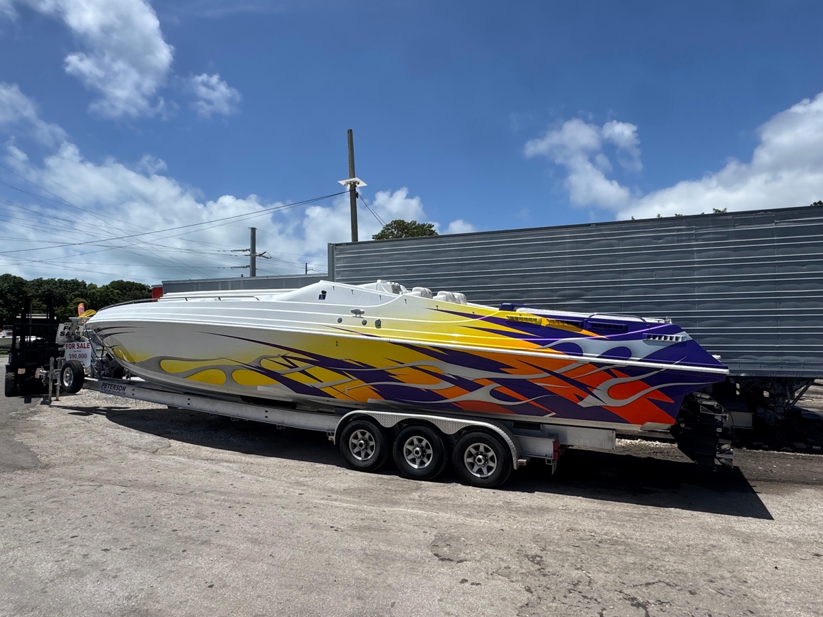 1999 Black Thunder 430 - Sold Boat