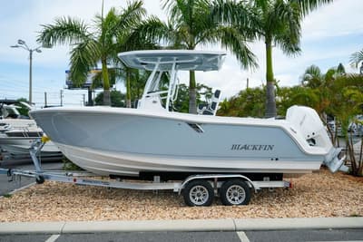 BOATZON | Blackfin 222CC 2026