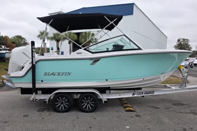 BOATZON | Blackfin 232 DC 2024