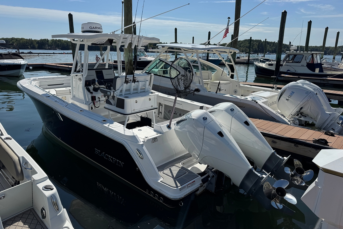 2022 Blackfin 252 CC - Sold Boat