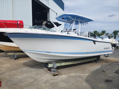 BOATZON | Blackfin 252 CC 2024