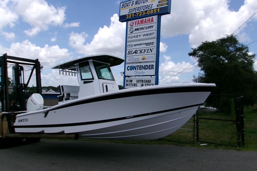 2026 Blackfin 262HB - Sold Boat