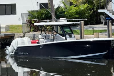 BOATZON | Blackfin 272 CC 2019