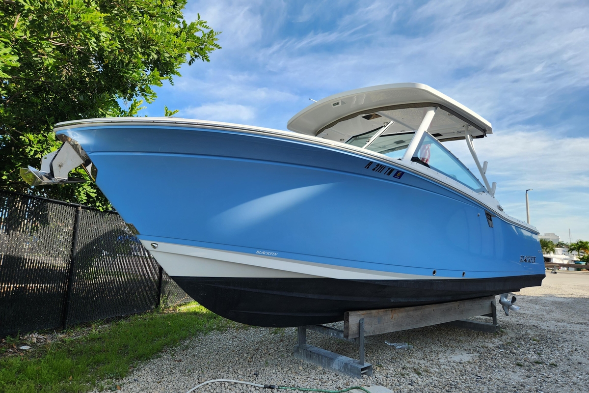 2020 Blackfin 272 DC - Sold Boat