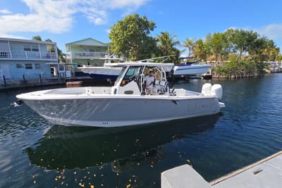 BOATZON | Blackfin 302 CC 2023