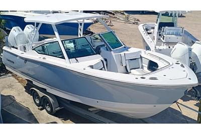 BOATZON | Blackfin 302 DC 2025