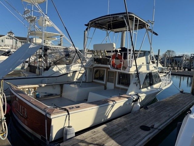 1988 Blackfin 32 Flybridge - Sold Boat