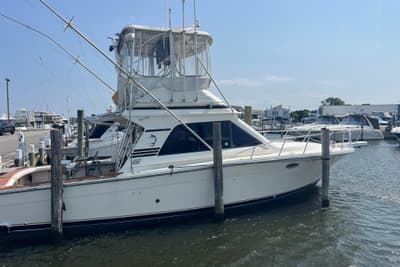 BOATZON | Blackfin 38 Convertible 1989 BOATZON | Blackfin 38 Convertible 1989