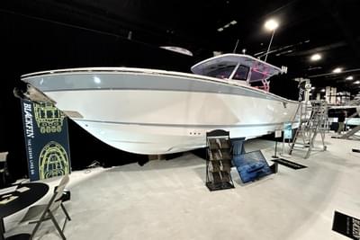 BOATZON | Blackfin 400 CC 2026