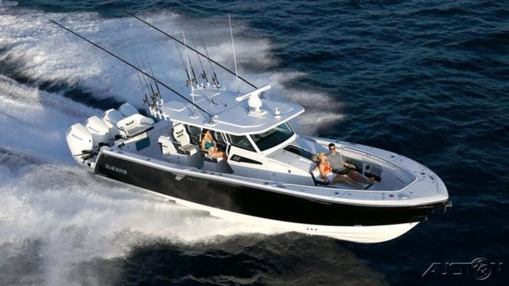2024 Blackfin 400CC - Sold Boat