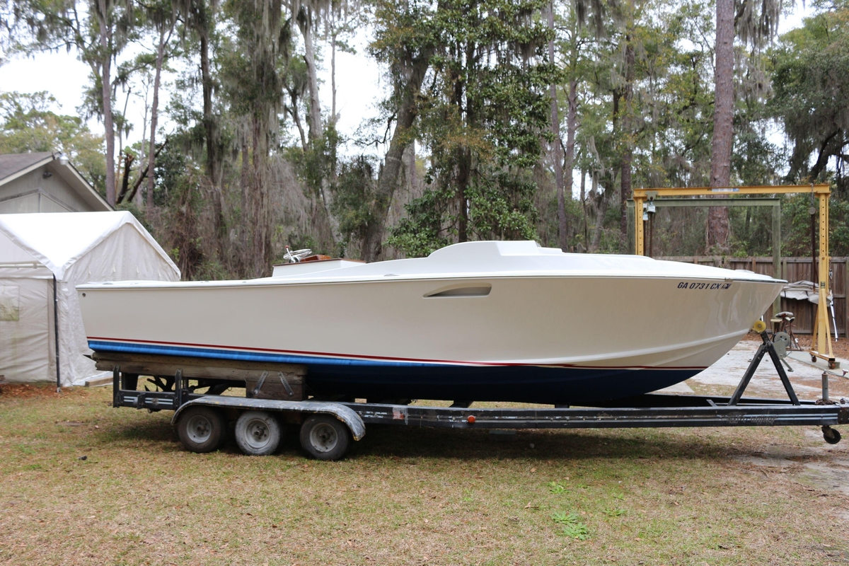 2018 Blackfin Custom 25 - Sold Boat