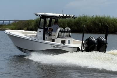 BOATZON | Blazer Bay Makaira 2800 2026