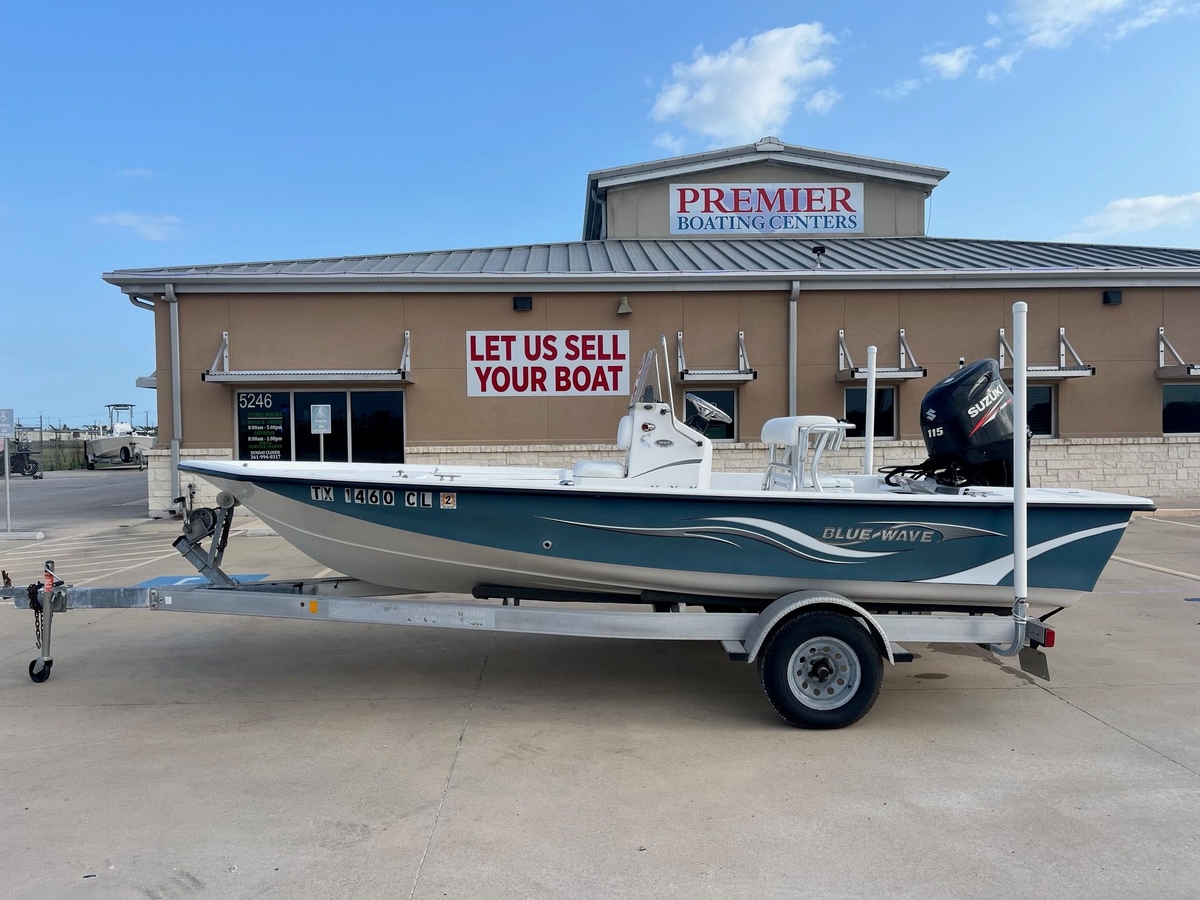 2014 Blue Wave 1900 STL - Sold Boat