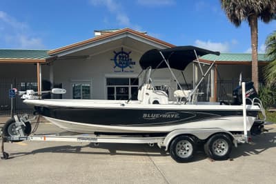BOATZON | Blue Wave 2000 PureBay 2016