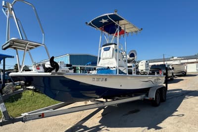 BOATZON | Blue Wave 2200 STL 2016