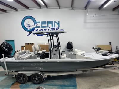 BOATZON | Blue Wave 2400 Pure Bay 2020