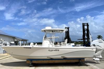 BOATZON | Blue Wave 2800 Pure Hybrid 2019 BOATZON | Blue Wave 2800 Pure Hybrid 2019
