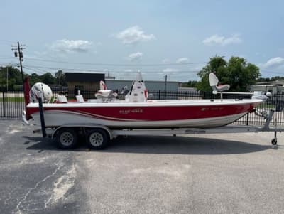 BOATZON | Blue Wave Boats 2400 PUREBAY 2013