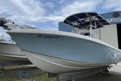 BOATZON | Bluewater 2350 CC 2003