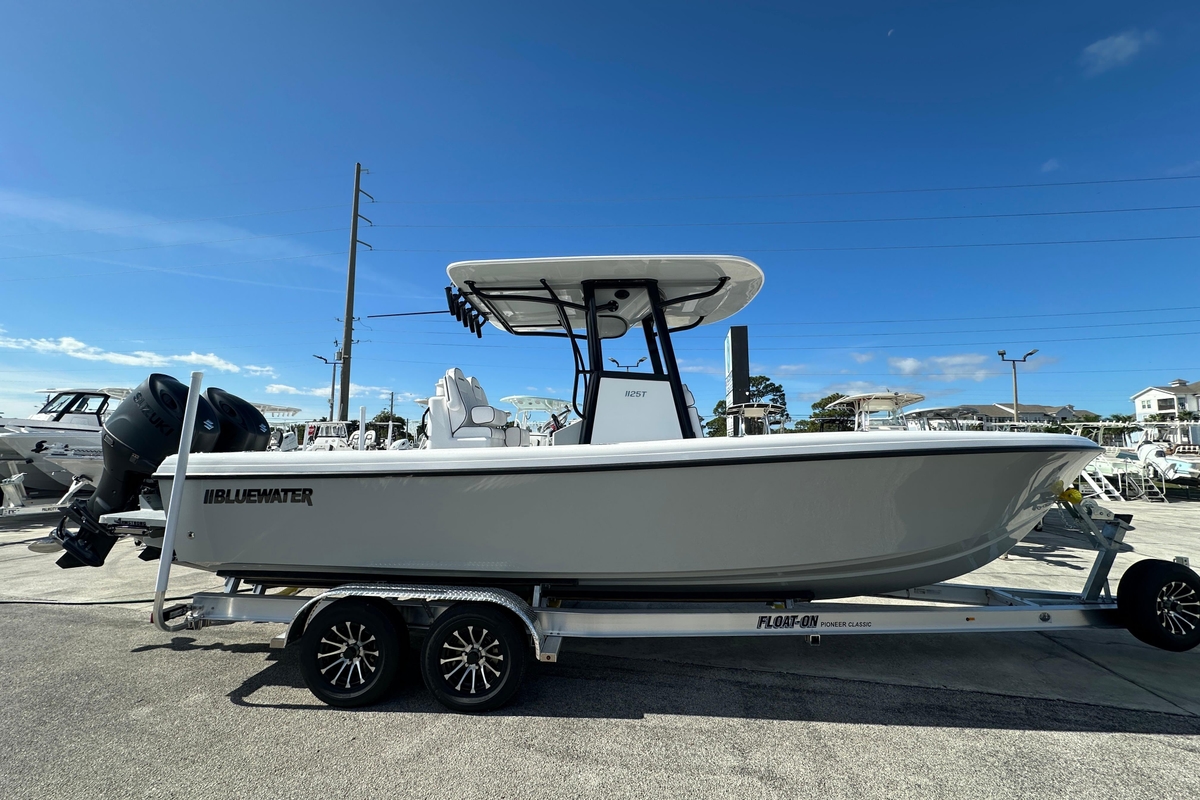 2026 Bluewater 25t - Sold Boat