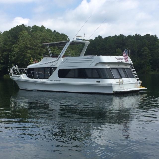 1990 Bluewater Sedan - Sold Boat