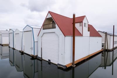 BOATZON | Boathouse 1976