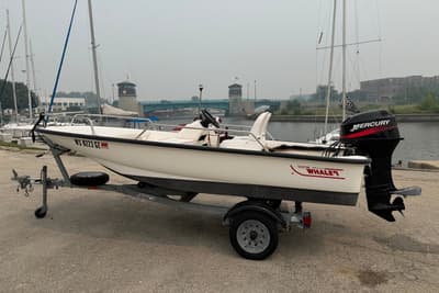 BOATZON | Boston Whaler 130 Sport 2002