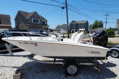 BOATZON | Boston Whaler 130 Sport 2009