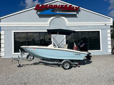 BOATZON | Boston Whaler 130 Super Sport 2025