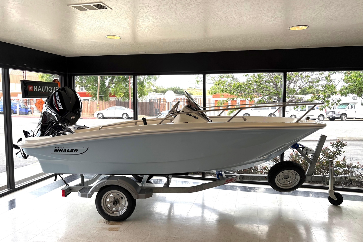 2026 Boston Whaler 130 Super Sport - Sold Boat