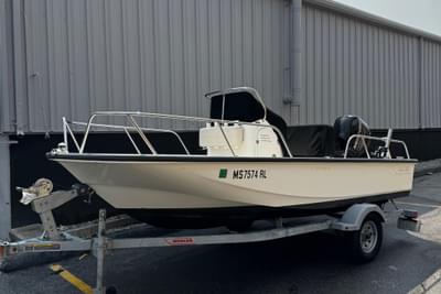 BOATZON | Boston Whaler 150 Montauk 2018