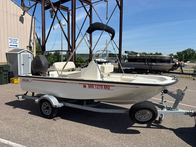 BOATZON | Boston Whaler 150 Montauk 2022