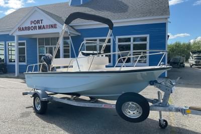 BOATZON | Boston Whaler 150 Montauk 2025