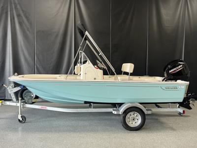 BOATZON | Boston Whaler 150 Montauk 2026