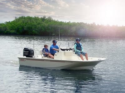 BOATZON | Boston Whaler 150 Montauk 2026