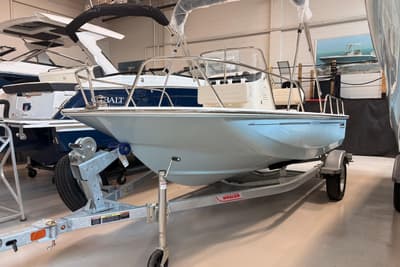 BOATZON | Boston Whaler 150 Montauk 2026 BOATZON | Boston Whaler 150 Montauk 2026