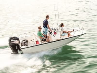 BOATZON | Boston Whaler 150 Montauk 2027