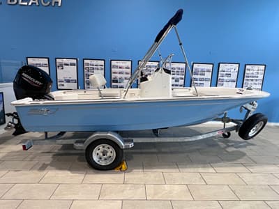 BOATZON | Boston Whaler 150 Montauk 2027