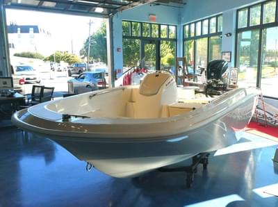 BOATZON | Boston Whaler 160 Super Sport 2025