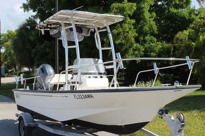 BOATZON | Boston Whaler 17 Montauk 2003