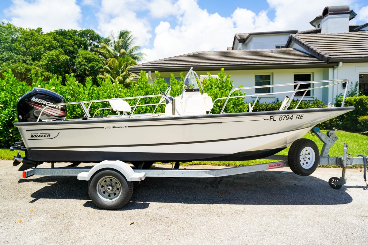 2016 Boston Whaler 170 Montauk - Sold Boat