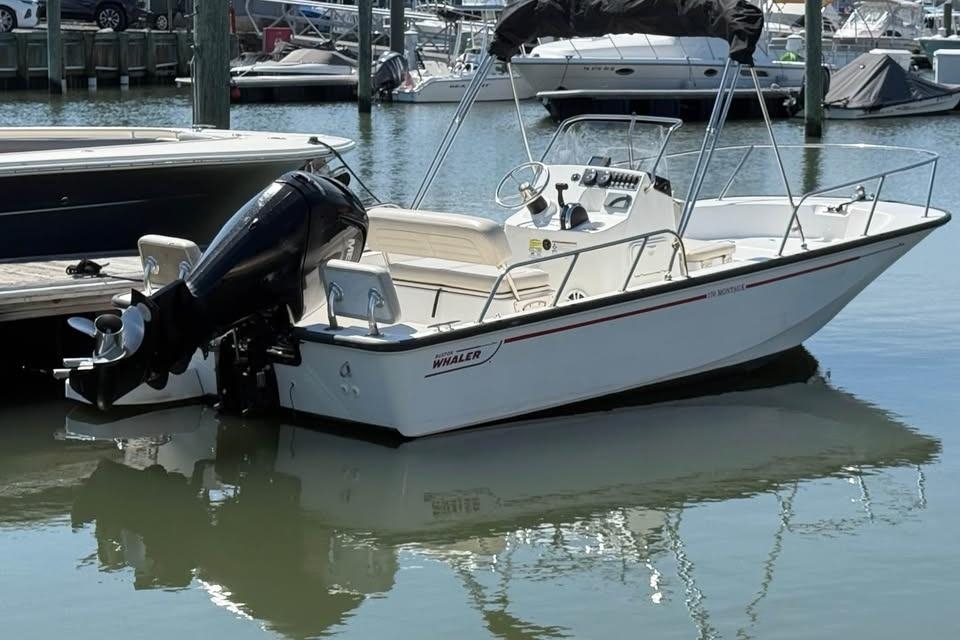 2022 Boston Whaler 170 Montauk - Sold Boat
