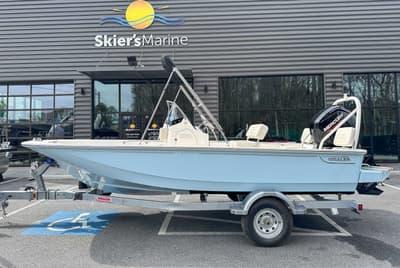 BOATZON | Boston Whaler 170 Montauk 2025