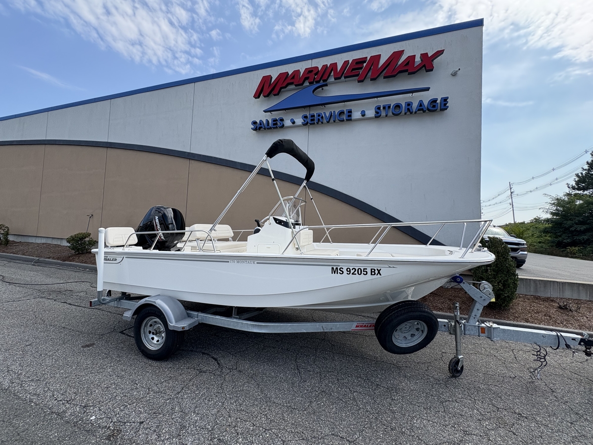 2025 Boston Whaler 170 MONTAUK - Sold Boat